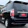 toyota noah 2009 M00144 image 11