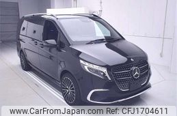 mercedes-benz v-class 2022 CFJ1704611