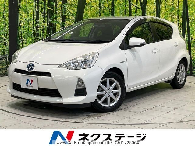 toyota aqua 2012 CFJ1725064 image 1