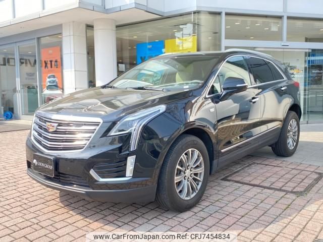 cadillac xt5-crossover 2018 quick_quick_ABA-C1UL_1GYFN9RS6JZ144955 image 1