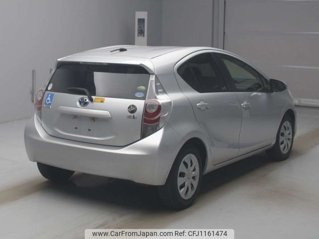 toyota aqua 2012 -TOYOTA--AQUA NHP10-6034736---TOYOTA--AQUA NHP10-6034736- image 2