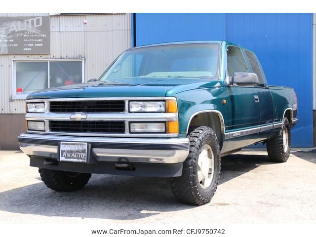 chevrolet k1500 1995 GOO_NET_EXCHANGE_0206496A30240427W001 image 1