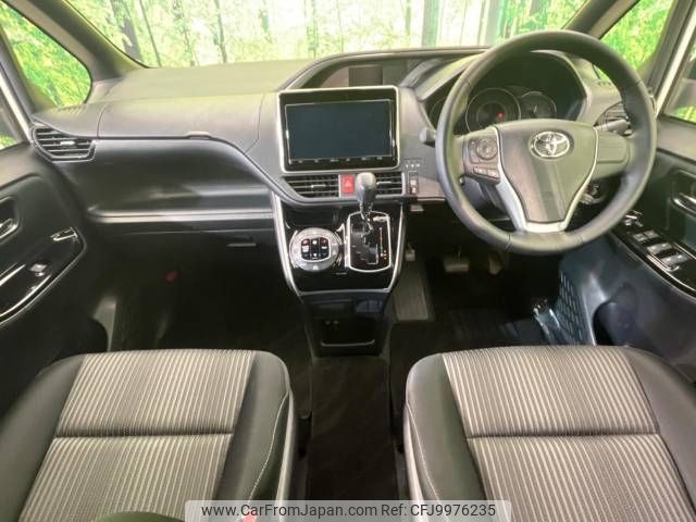 toyota voxy 2019 -TOYOTA--Voxy DBA-ZRR80W--ZRR80-0527126---TOYOTA--Voxy DBA-ZRR80W--ZRR80-0527126- image 2