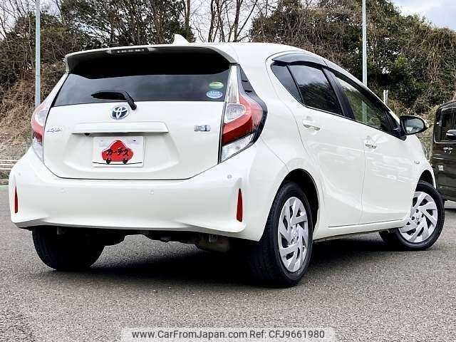 toyota aqua 2018 504928-920176 image 2