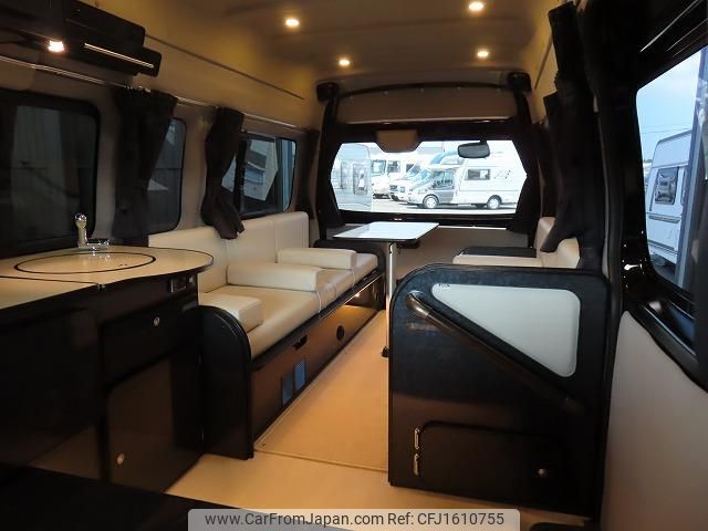 nissan nv350-caravan-van 2020 CFJ1610755 image 2