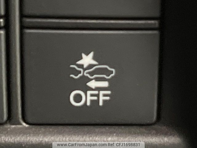 honda n-van 2018 CFJ1698831 image 2