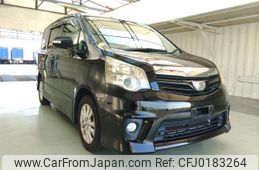 toyota noah 2011 ENHANCEAUTO_1_ea287631