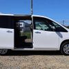 nissan serena 2012 P00312 image 15