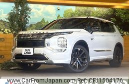 mitsubishi outlander-phev 2023 CFJ1504176