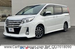 toyota noah 2015 CFJ7018090