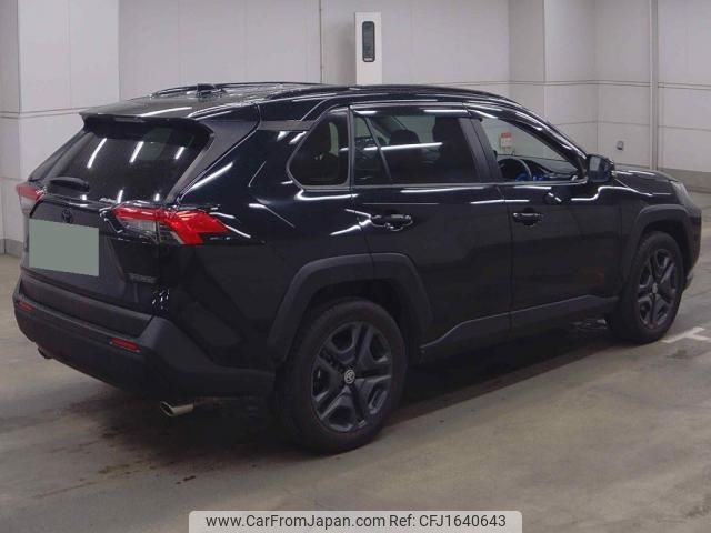 toyota rav4 2023 CFJ1640643 image 2