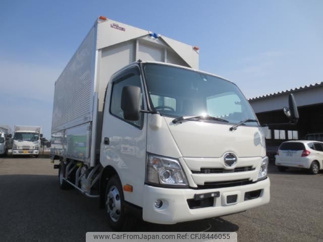 hino dutro 2022 GOO_NET_EXCHANGE_1161178A30230331W002 image 2