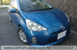 toyota aqua 2013 -TOYOTA--AQUA DAA-NHP10--NHP10-2148333---TOYOTA--AQUA DAA-NHP10--NHP10-2148333-