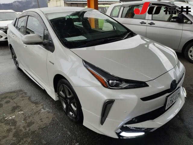 2019 Toyota Prius ZVW55 - Car Price $13,887
