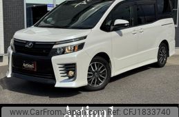 toyota voxy 2014 CFJ1833740