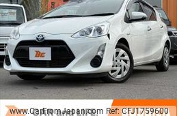 toyota aqua 2017 CFJ1759600