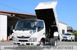 hino dutro 2013 GOO_NET_EXCHANGE_0230013A30241012W001