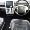 toyota voxy 2013 CFJ1860142 image 8