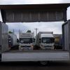isuzu-elf-truck-2018-54851-car_4db7cb7c-46b7-4374-bb07-7c1bead97cae