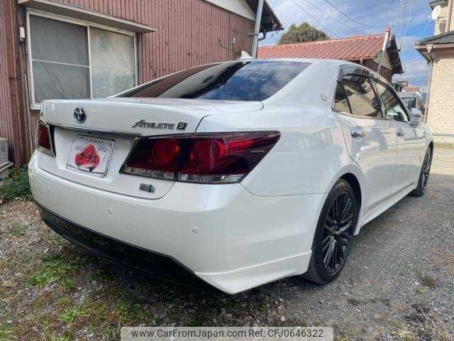 toyota crown 2014 504928-927302 image 2