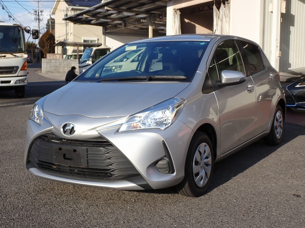 2019 Toyota Vitz DBA-KSP130 2WD - Car Price $4,643