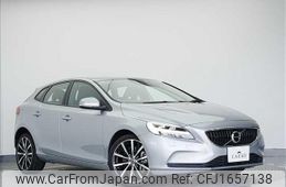 volvo v40 2017 CFJ1657138