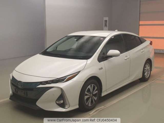 toyota prius-phv 2017 -TOYOTA--Prius PHV DLA-ZVW52--ZVW52-3054150---TOYOTA--Prius PHV DLA-ZVW52--ZVW52-3054150- image 1