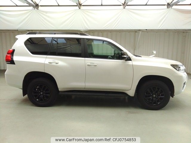 toyota land-cruiser-prado 2021 ENHANCEAUTO_1_ea294556 image 2