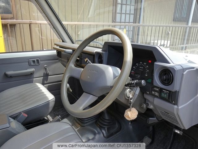 toyota land-cruiser 1993 -TOYOTA--Land Cruiser PZJ77V--PZJ77-0004593---TOYOTA--Land Cruiser PZJ77V--PZJ77-0004593- image 2