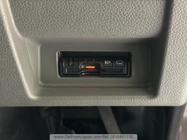 nissan nv350-caravan-van 2017 quick_quick_VR2E26_VR2E26-042133 image 2