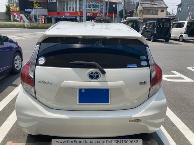 toyota aqua 2015 -TOYOTA--AQUA DAA-NHP10--NHP10-6383613---TOYOTA--AQUA DAA-NHP10--NHP10-6383613- image 2