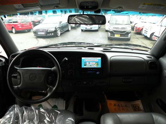 dodge durango 1998 CFJ2168825 image 2