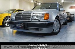 mercedes-benz medium-class 1993 GOO_JP_700957168630240831003