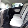 mazda axela 2017 CFJ1512479 image 13