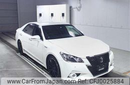 toyota crown 2014 -TOYOTA--Crown AWS210-6064137---TOYOTA--Crown AWS210-6064137-