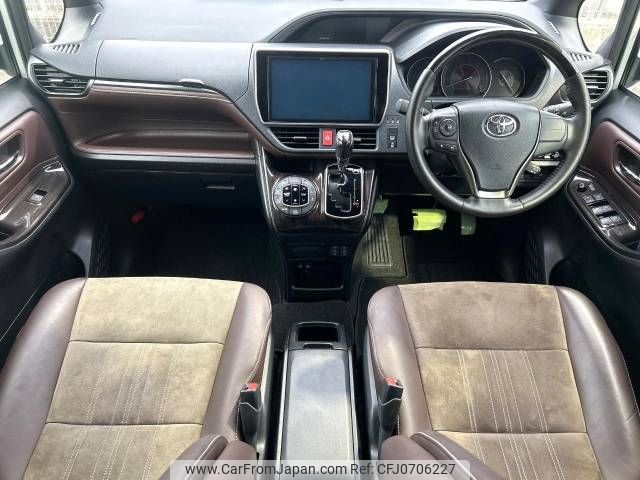 toyota esquire 2018 -TOYOTA--Esquire DBA-ZRR80G--ZRR80-0365684---TOYOTA--Esquire DBA-ZRR80G--ZRR80-0365684- image 2