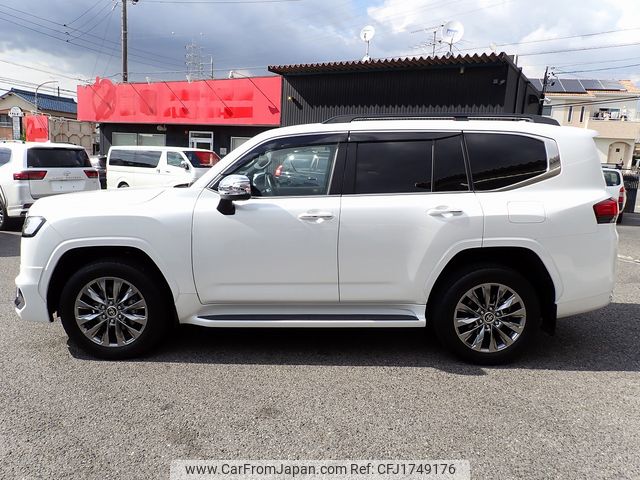 toyota land-cruiser 2023 CFJ1749176 image 2