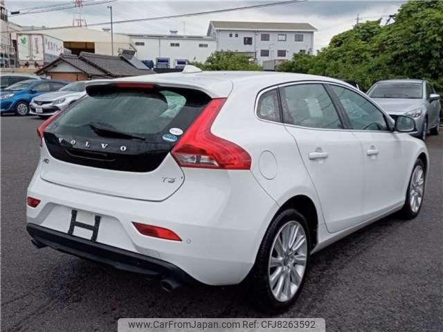 volvo v40 2016 -VOLVO--Volvo V40 DBA-MB4154T--YV1MV2920G2294607---VOLVO--Volvo V40 DBA-MB4154T--YV1MV2920G2294607- image 2