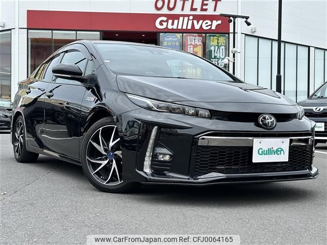 toyota prius-phv 2018 -TOYOTA--Prius PHV DLA-ZVW52--ZVW52-3085912---TOYOTA--Prius PHV DLA-ZVW52--ZVW52-3085912- image 1