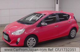 toyota aqua 2017 CFJ1732351