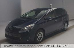 toyota prius-α 2017 CFJ1432598