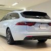 jaguar xf 2018 quick_quick_JBS2XC_SAJBB2AX2JCY63720 image 9