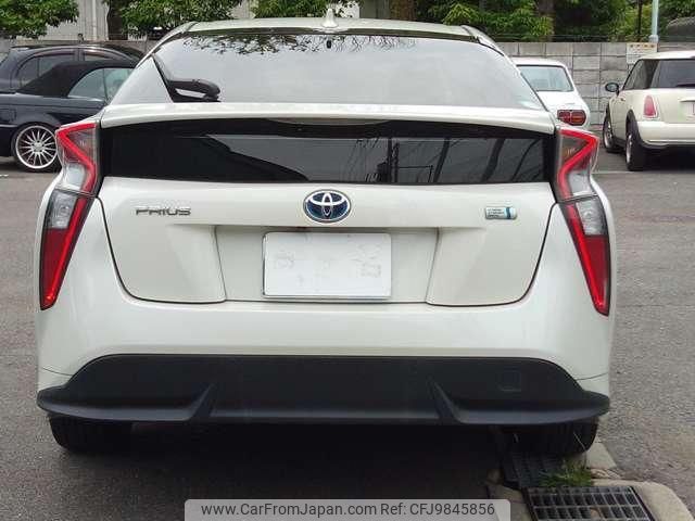 toyota prius 2015 quick_quick_DAA-ZVW50_ZVW50-8002240 image 2