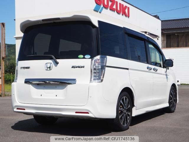 honda stepwagon 2013 CFJ1745136 image 2
