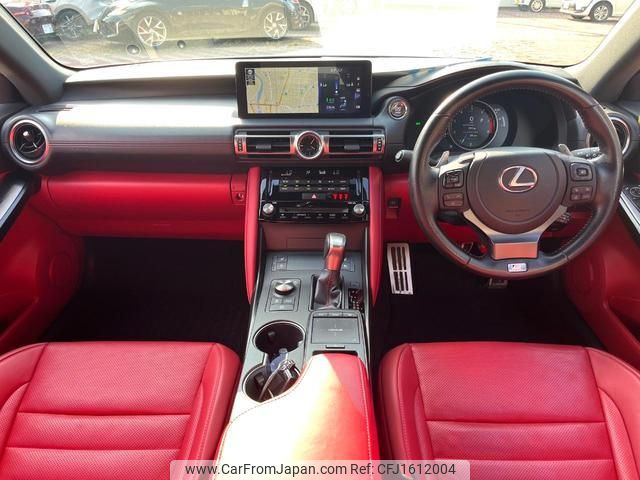 lexus is 2020 CFJ1612004 image 2