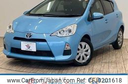 toyota aqua 2012 CFJ0201618