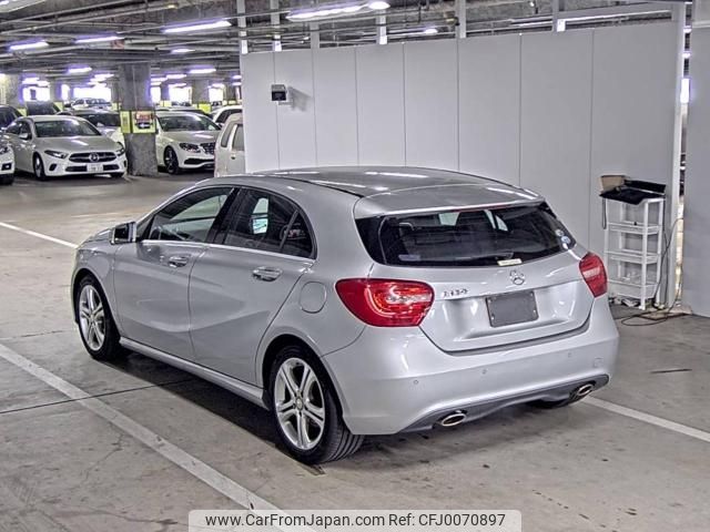 mercedes-benz a-class 2014 -MERCEDES-BENZ--Benz A Class WDD1760422J208483---MERCEDES-BENZ--Benz A Class WDD1760422J208483- image 2