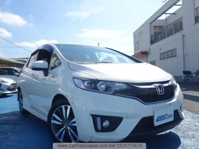 honda fit-hybrid 2017 CFJ1771619 image 2