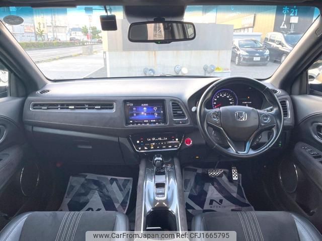 honda vezel 2018 CFJ1665795 image 2