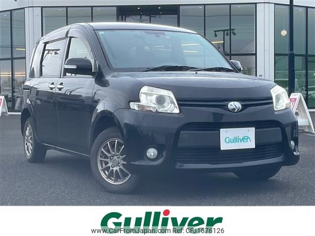 toyota sienta 2012 CFJ1876126 image 1